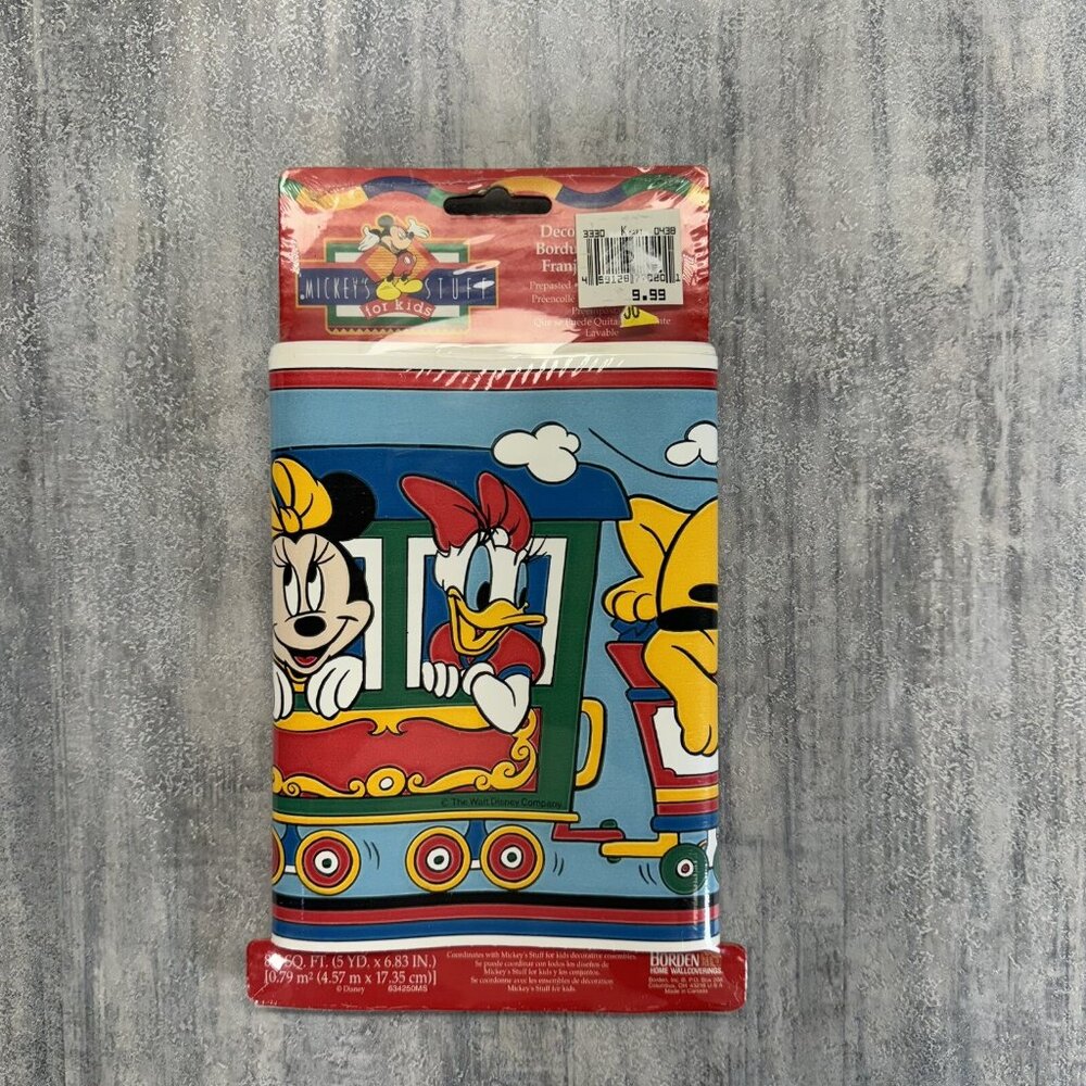 Mickey & Friends At Home Wallpaper  Border Disney NOS 4.5m x 17.5 cms (15' x 7")